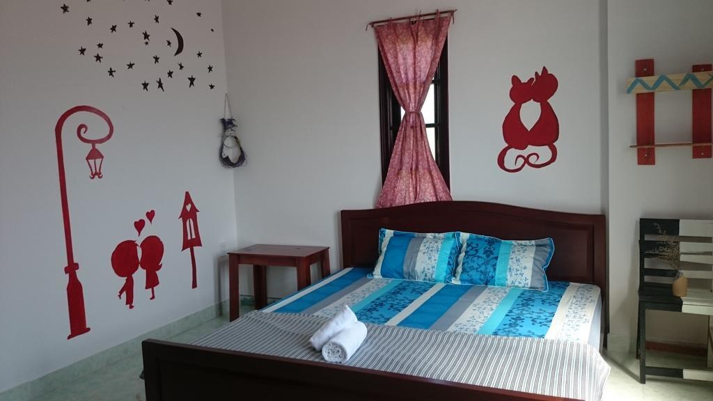 Little Home Hostel Vinh Hai Номер фото