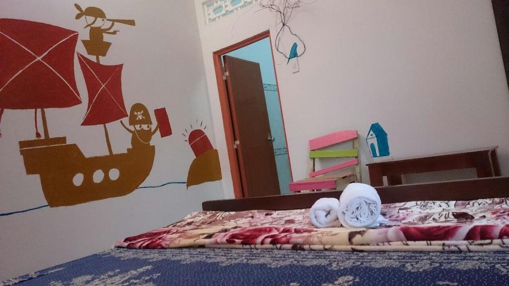 Little Home Hostel Vinh Hai Номер фото