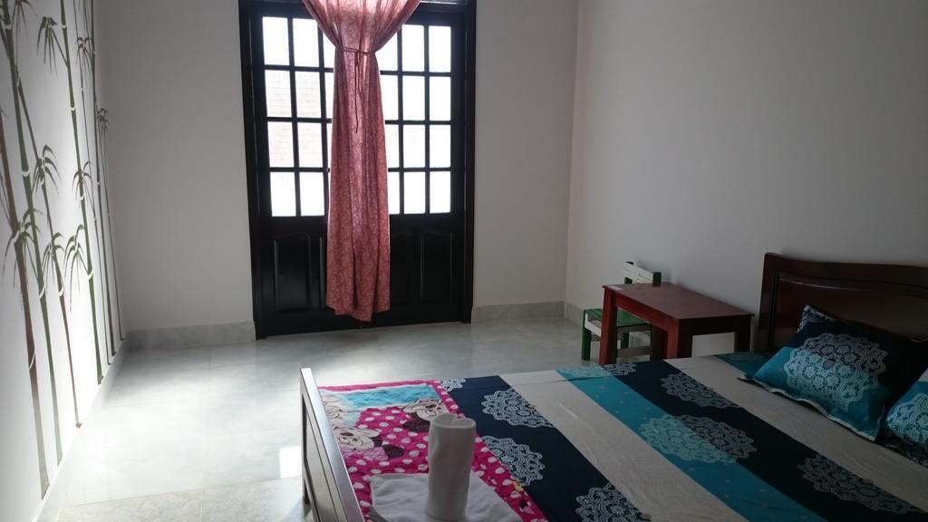 Little Home Hostel Vinh Hai Екстер'єр фото