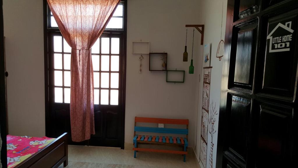 Little Home Hostel Vinh Hai Екстер'єр фото