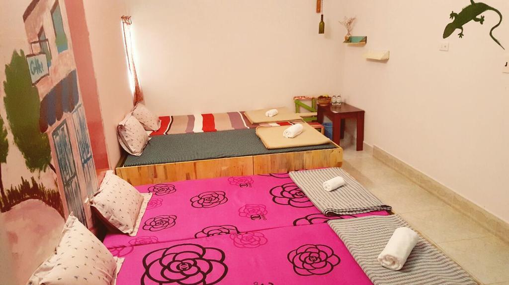 Little Home Hostel Vinh Hai Екстер'єр фото