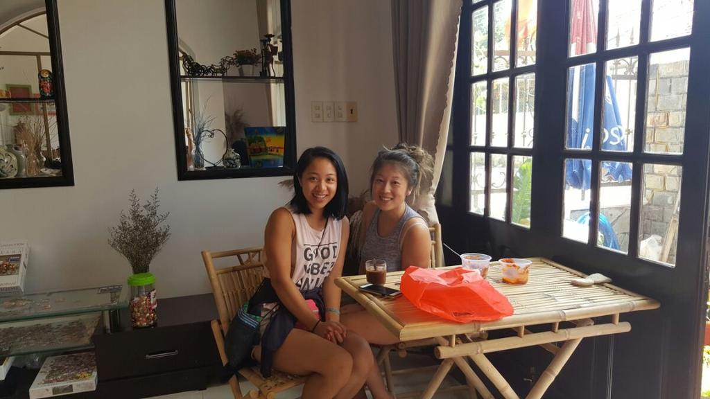 Little Home Hostel Vinh Hai Екстер'єр фото