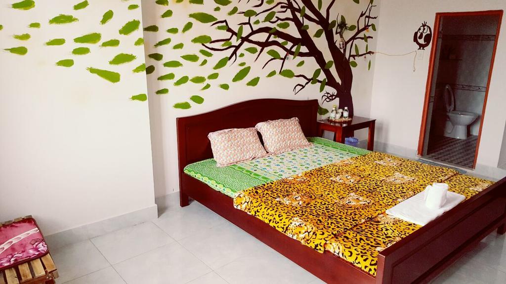 Little Home Hostel Vinh Hai Екстер'єр фото