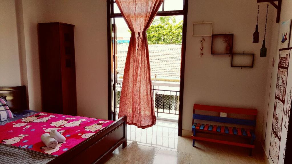 Little Home Hostel Vinh Hai Екстер'єр фото