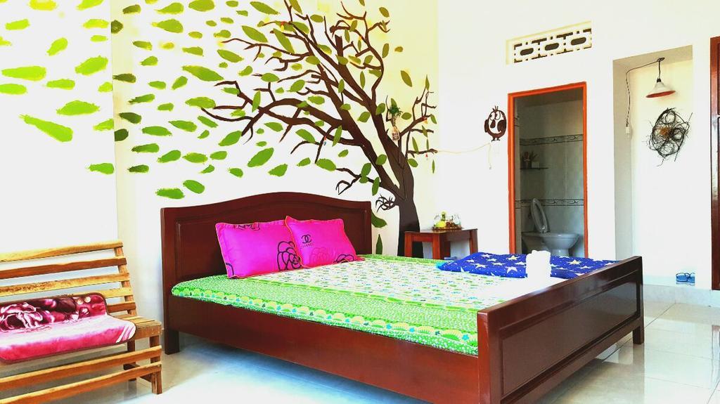 Little Home Hostel Vinh Hai Екстер'єр фото