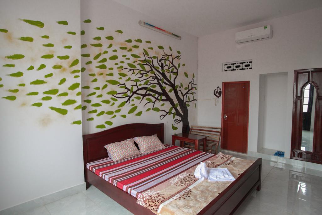 Little Home Hostel Vinh Hai Номер фото